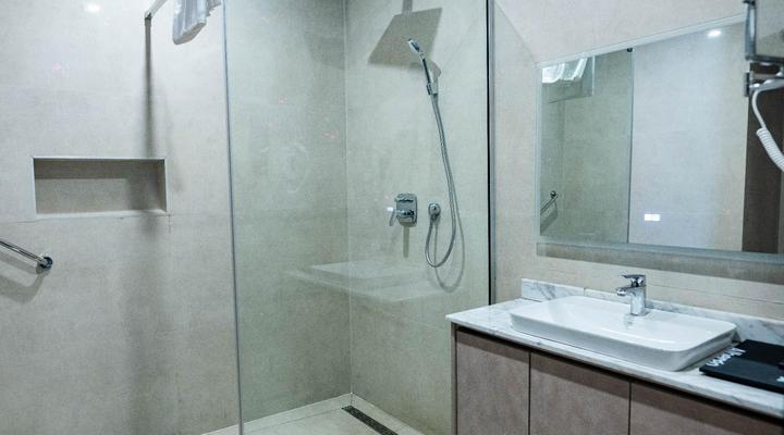 Albergo Hotel and suites