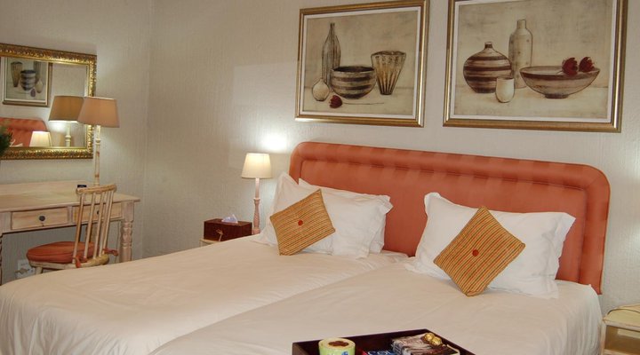 Chestnut Country Lodge