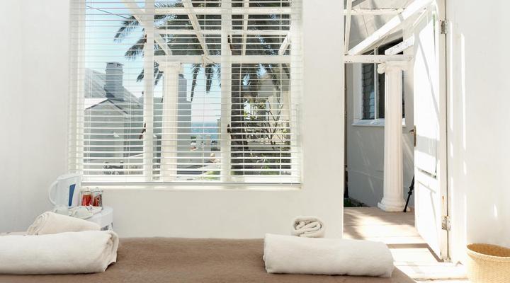 Boulders Beach Hotel