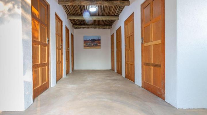 Mopane Bush Lodge