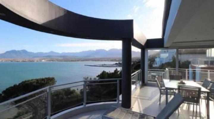 Oceana Palms Luxury Guest House