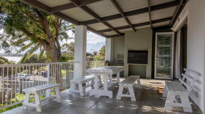 Oceana Palms Luxury Guest House