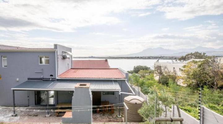 Oceana Palms Luxury Guest House