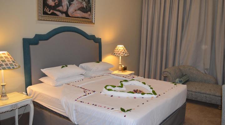 Leeuwenhof Country Lodge & Garden Spa