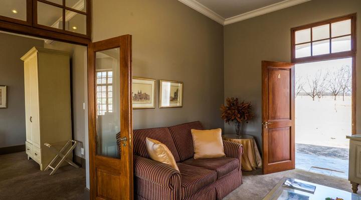 Leeuwenhof Country Lodge & Garden Spa