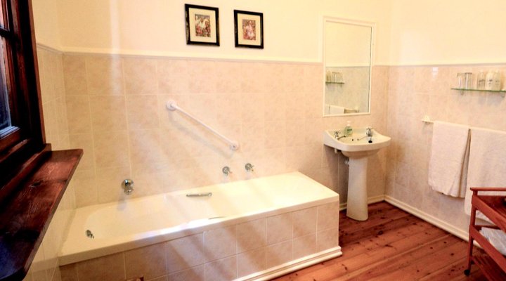 Sonnekus Guest House