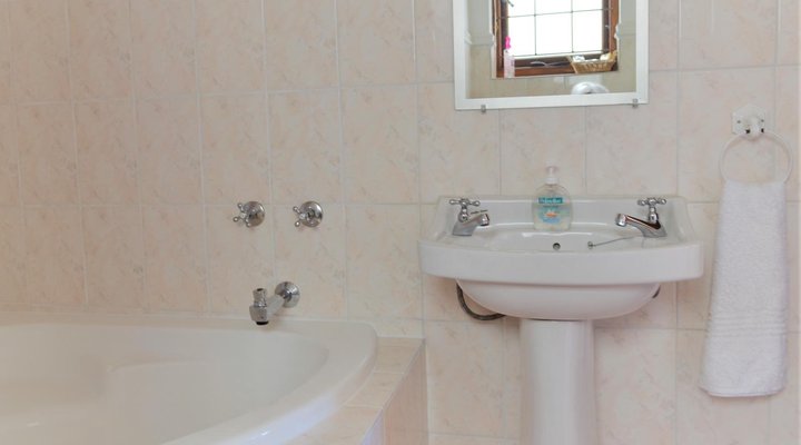 Sonnekus Guest House