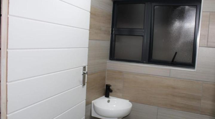 Newcastle Thully Guesthouse