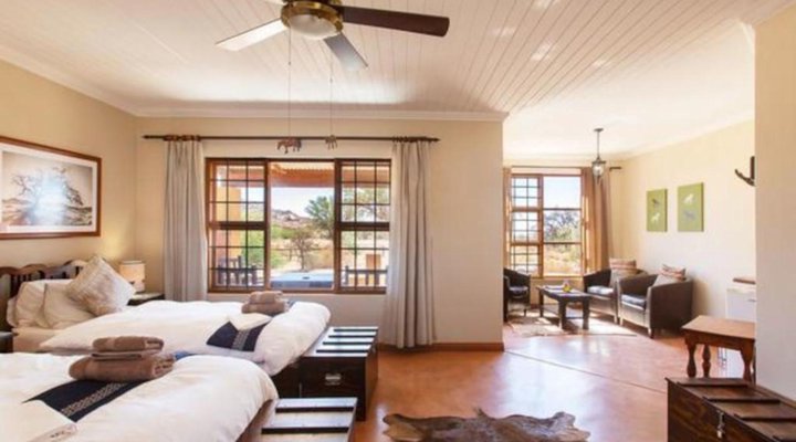 Klein-Aus Vista: Desert Horse Inn