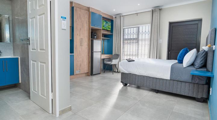 La Rochelle Studio Apartments by Heybert