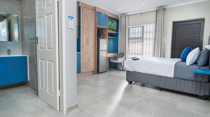 La Rochelle Studio Apartments by Heybert