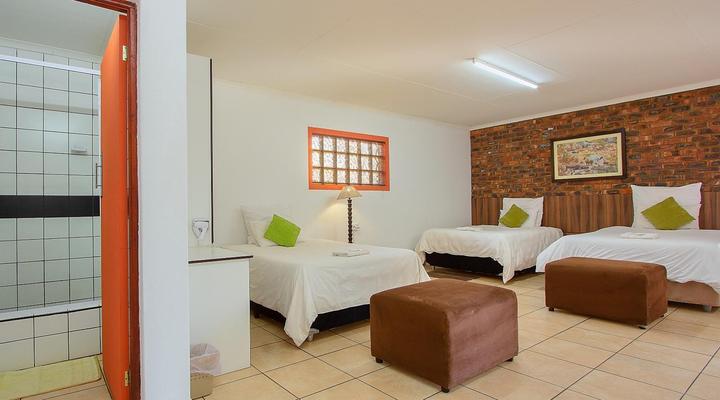 Airport Bird & Game Lodge