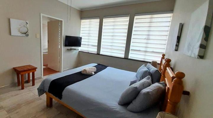 Acorn Lodge & Skydeck Sunset Café