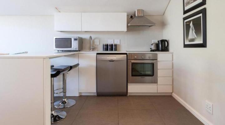 20 Belladonna Avenue