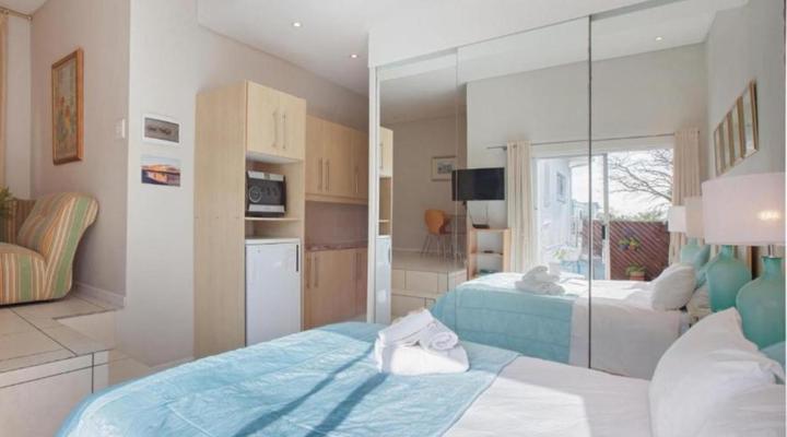 20 Belladonna Avenue