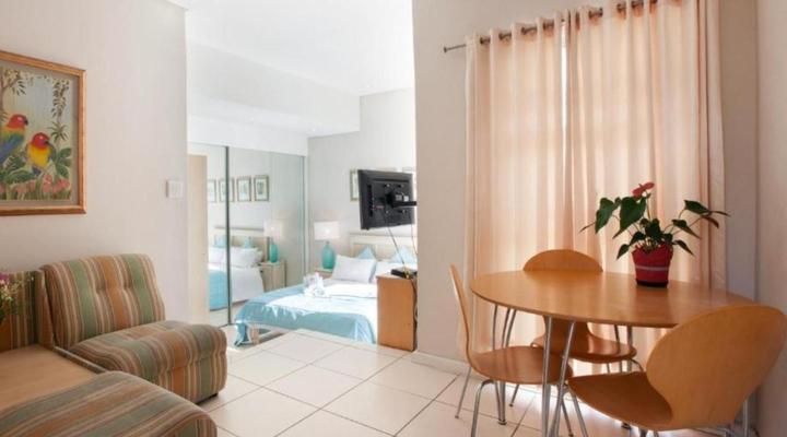 20 Belladonna Avenue