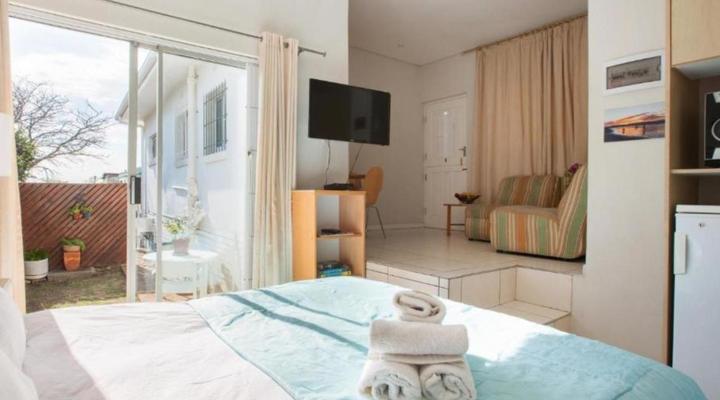 20 Belladonna Avenue