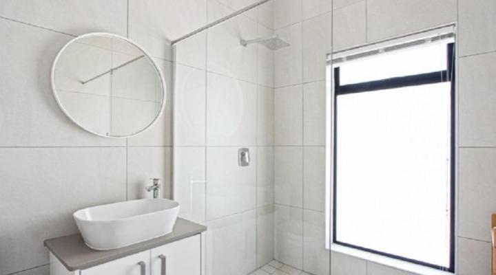 Shelley Point Beach Villa