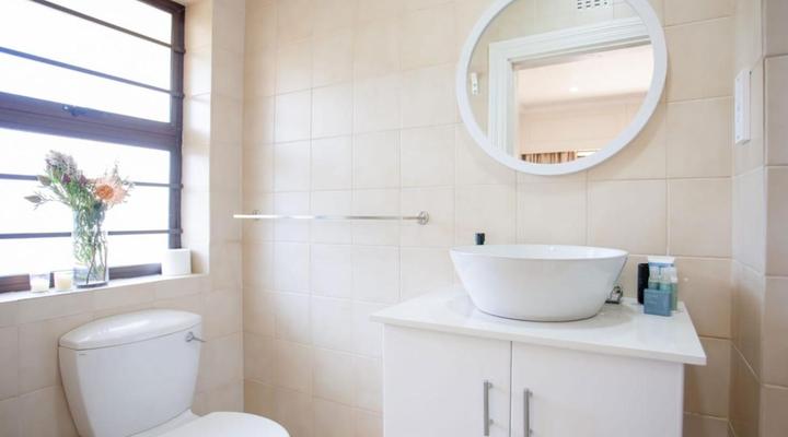 Kyle's Kin Ocean Retreat