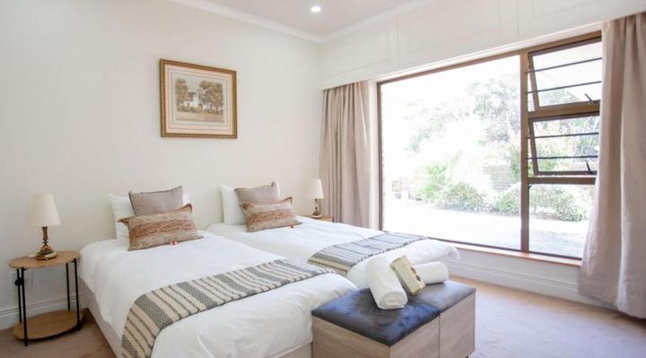 Kyle's Kin Ocean Retreat