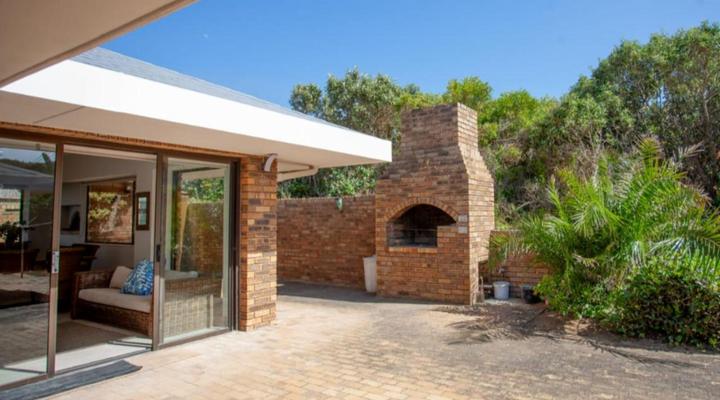 Kyle's Kin Ocean Retreat