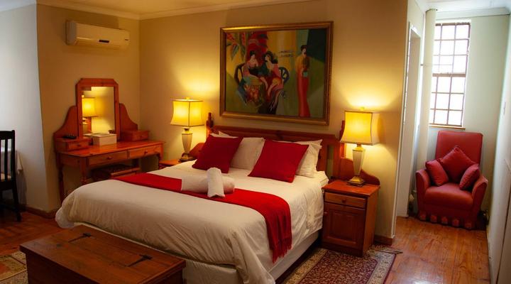 Constantia Guest Lodge and Spa