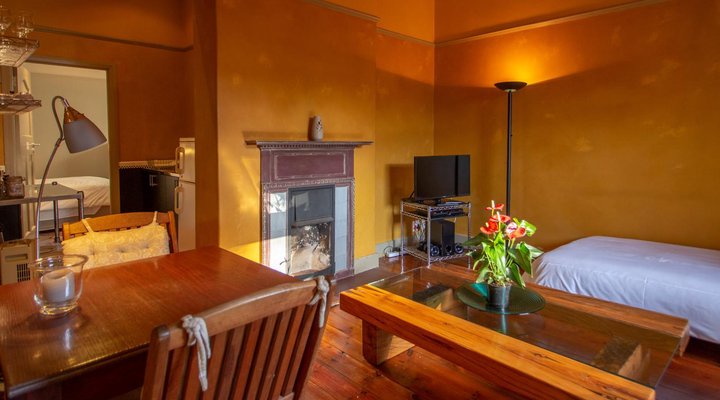 Silver Lattice Guest House