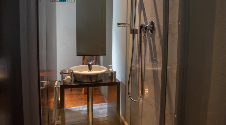 Silver Lattice Guest House