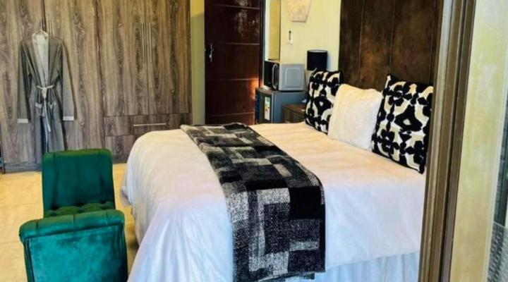 Dips & T Hotel & Spa