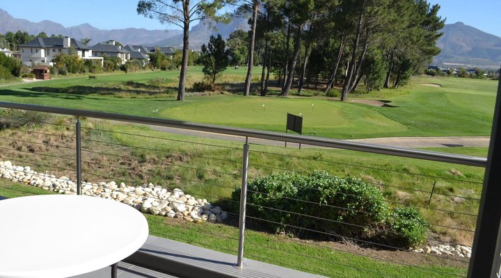 Pearl Valley Hotel - Suite 504