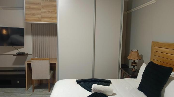 Emtonjeni Guest House