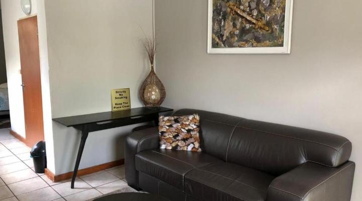 Emtonjeni Guest House