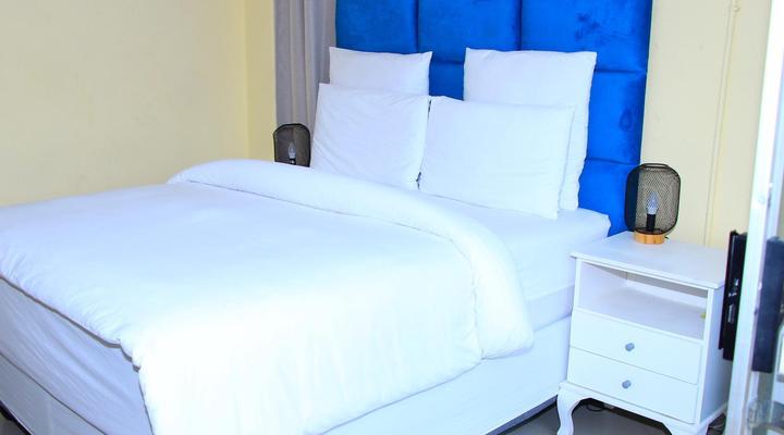 Suprime Hotels and Conference