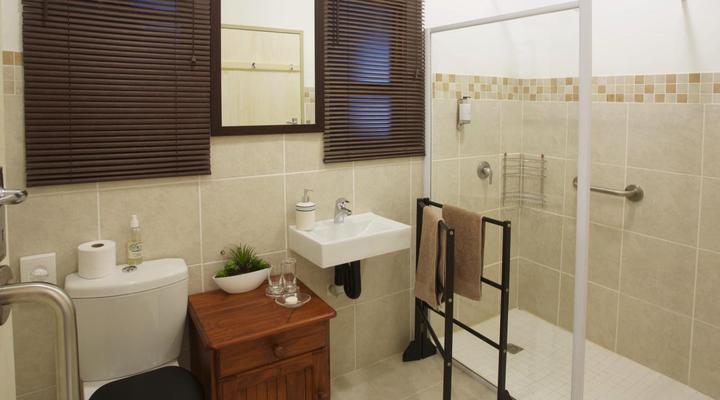 Sea Whisper Self-Catering