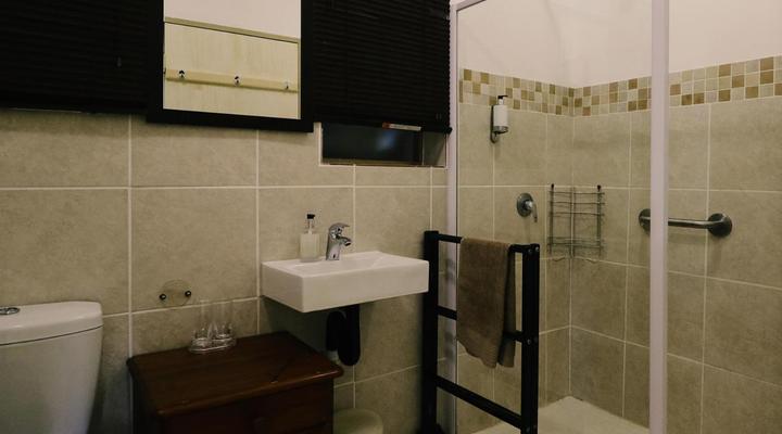 Sea Whisper Self-Catering