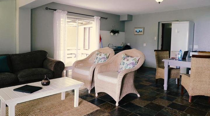 Sea Whisper Self-Catering