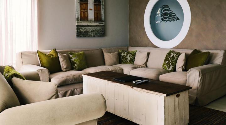 Sea Whisper Self-Catering