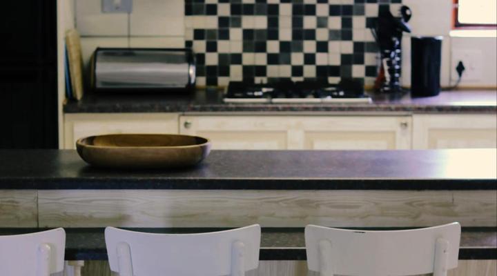 Sea Whisper Self-Catering