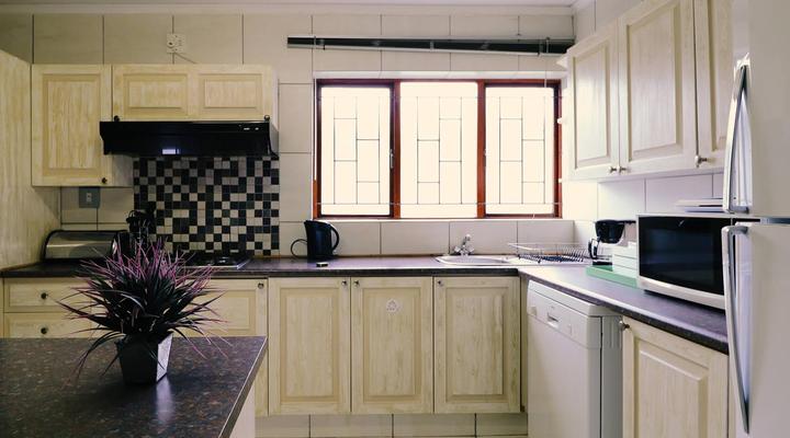 Sea Whisper Self-Catering