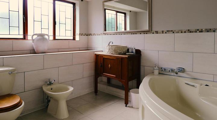 Sea Whisper Self-Catering