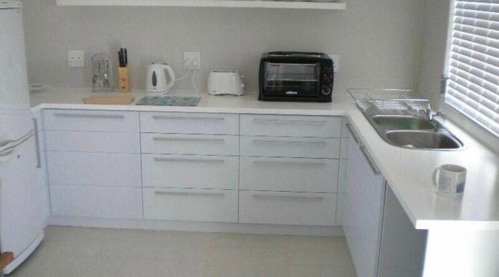 Perfect 10 - The House