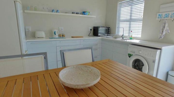 Perfect 10 - The House