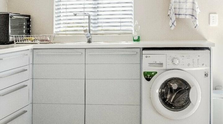 Perfect 10 - The House