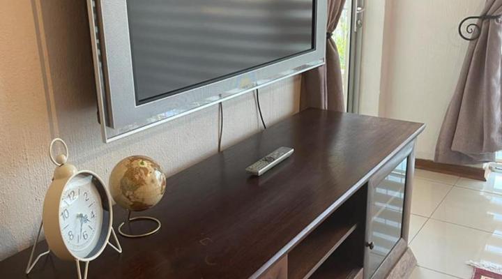 Sunninghill Luxury Spacious Executive Penthouse