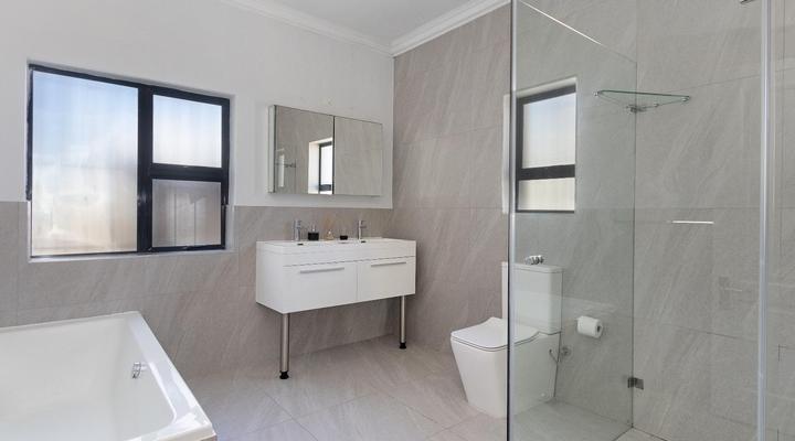 Villa Balmoral 14 by HostAgents