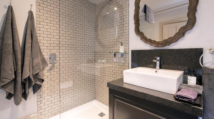 La Fontaine Guest House