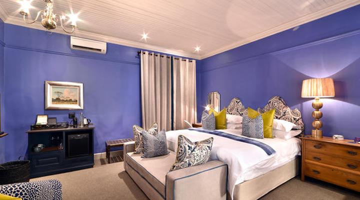 La Fontaine Guest House