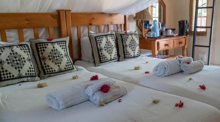 Sunset Lodge & Safaris