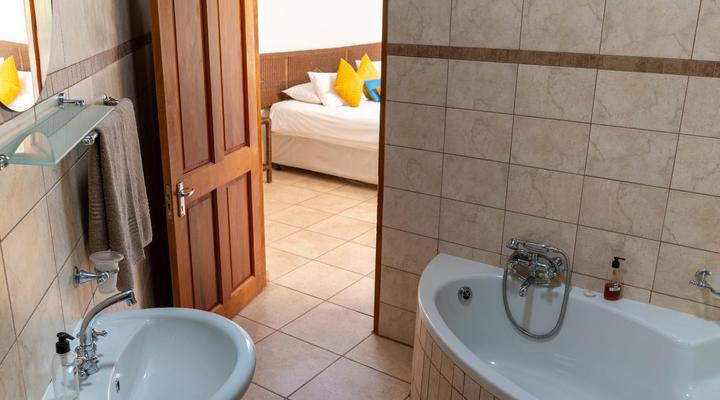 Mazuri Bush Cottages