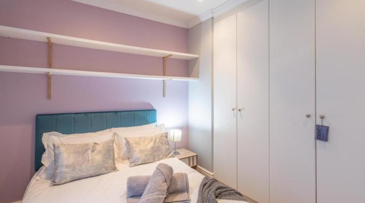 Iyana on Stones Hill